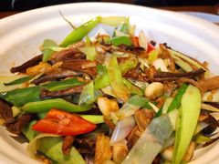 -先启半步颠·川菜小炒