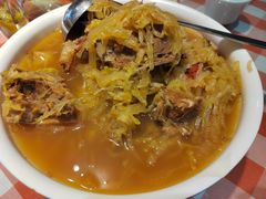 猪脊骨炖酸菜-老三骨头馆(白桦东路店)