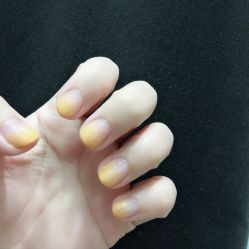 渐变-甲舍美甲美睫艺术馆