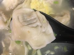 荠菜大馄饨-百年尹氏汤包(湖南路狮子桥店)