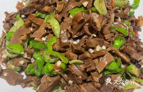 Bamboo Shoots Stir-Fried with Green Chili