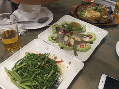 -The Dishes Seafood & Restaurant