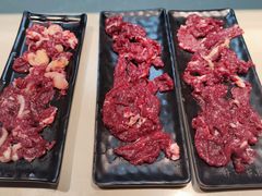 -牛里牛气· 榴莲海鲜鲜牛肉自助火锅·烤肉(横岗店)