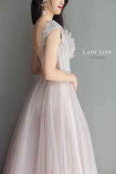 -Lady  Jane高端婚纱礼服馆