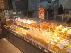 -皇冠幸福里动物奶油生日蛋糕(万达店)