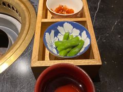 -山川小町·极番烧肉(新地假日广场店)
