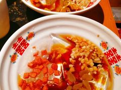 -憨孃孃·重庆老火锅(红山黑金店)