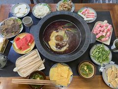 全家福-重庆故事姊妹老火锅(财经学院店)