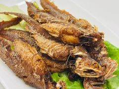 蜜汁烤子鱼-瑞福园联谊餐室(茂名南路店)