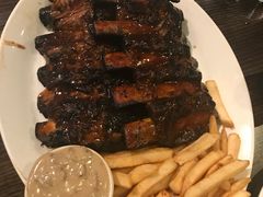 -Ribs & Burgers The Rocks