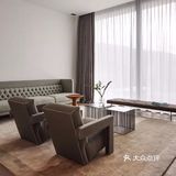 Roomers Hotel建筑外观采用简洁的黑白灰格调