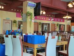 大堂-峰瑞藏地美食·石锅鸡·牦牛肉(大昭寺品牌店)