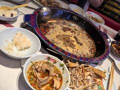 -何师傅美蛙鱼头(汉街店)