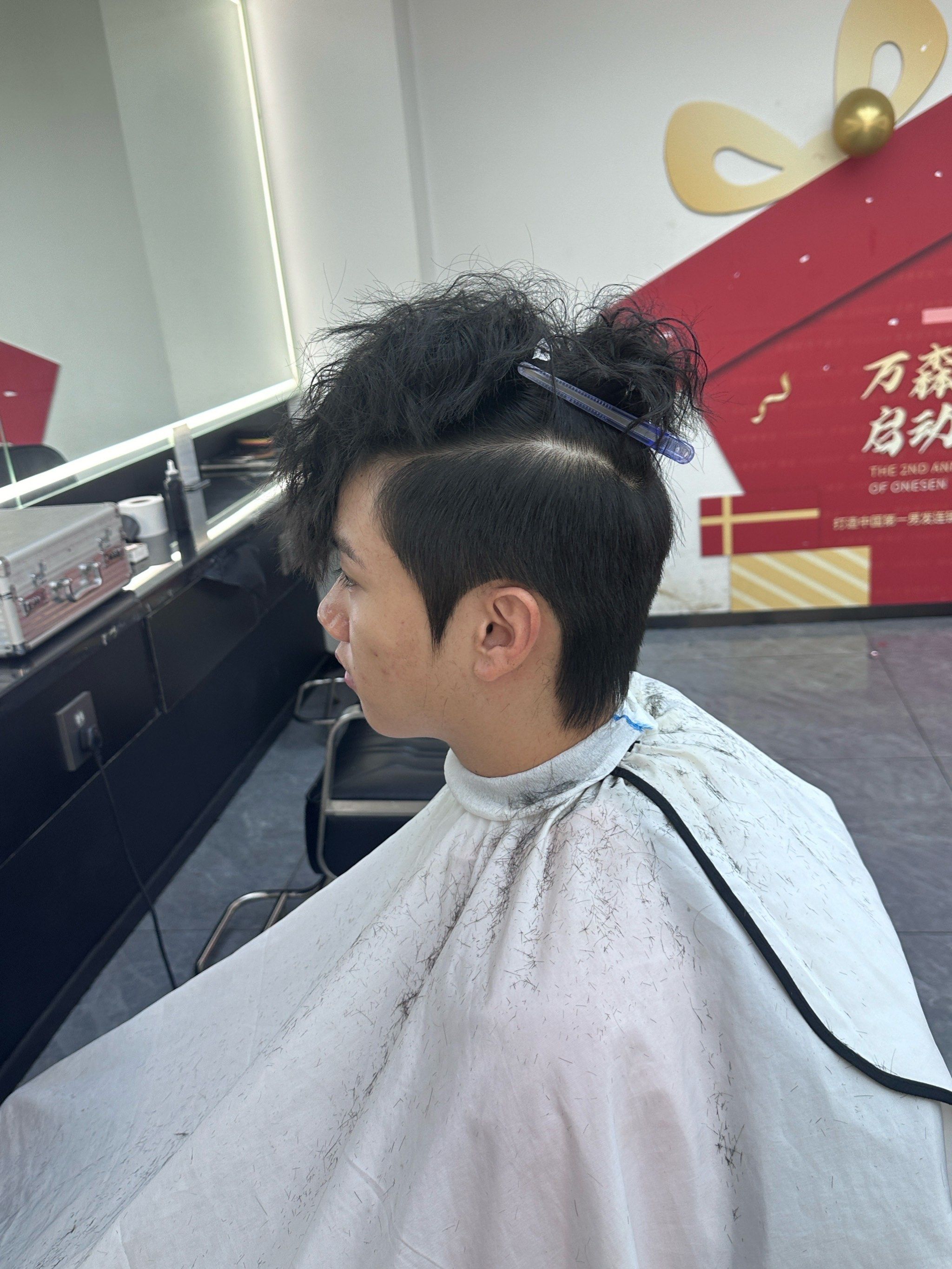 个性男童发型