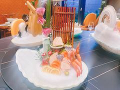 -鼎泰亨·海鲜牛肉餐厅(滨江店)