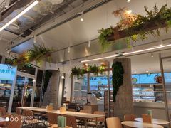-老乡鸡(上海白玉兰广场店)