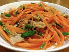 胡萝卜丝炒肉丝饭-湘楚情土菜馆(下沙店)