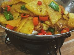 -三湘四水正宗湘菜(君峰路店)