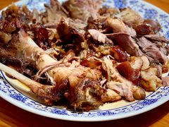 -老天桥酱肉烧饼夹肘子(天桥店)