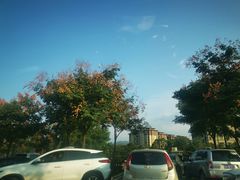 -王府井奥莱临潼小镇(临潼店)