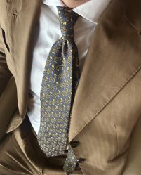 -ChenV西服礼服高级定制(市区养育巷店)