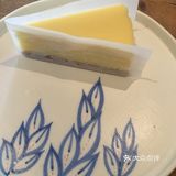 没解冻好. 我尝了下外层 椰奶味道很浓