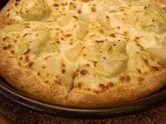 -必胜客(打浦桥日月光店)