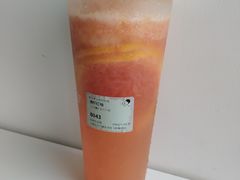 满杯红柚-喜茶(上海正大广场店)