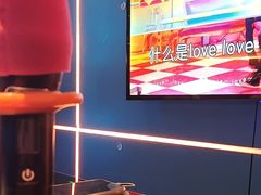 -唯爱KTV聚会餐厅(仙林东城汇店)