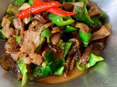 鹿茸菌小炒肉-渔语鱼酸菜鱼新川菜(来福士店)