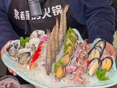 -茅草房·河畔园林火锅