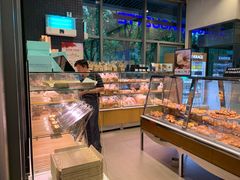 面包甜点陈列柜-巴黎贝甜(杨浦宝地店)
