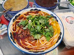 合川正宗红烧羊肉米粉-袁妈红豆汤(重庆总店)