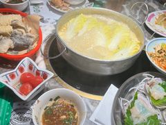 -禄婶鸡煲·打边炉