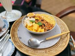 芒果百香果酸奶碗-Fern Forest Cafe