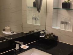 -上海新锦江大酒店