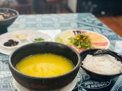 -桥香园云南过桥米线(金马碧鸡店)