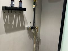 -五号文艺酒店(拙政园苏博地铁站店)