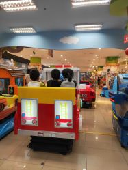 -莫莉幻想儿童乐园(三河燕郊永旺店)