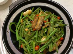 砂锅扁豆丝-峨嵋酒家(王府井店)