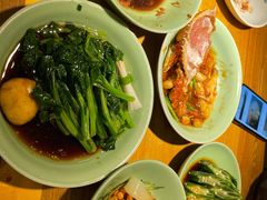 梭子蟹炒年糕-弄堂里(雨花客厅店)
