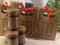 -渝信川菜 · 川味家常菜(财富购物中心店)