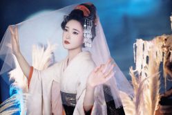 -持熹光年写真体验馆