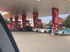 -壳牌华苑加油站