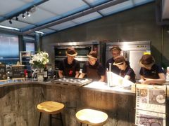 -HIGH FIVE哈福手工汉堡(桂林路店)