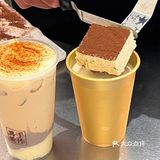 一杯奶茶放一整块生酪？🔥排队王南京本土手作奶