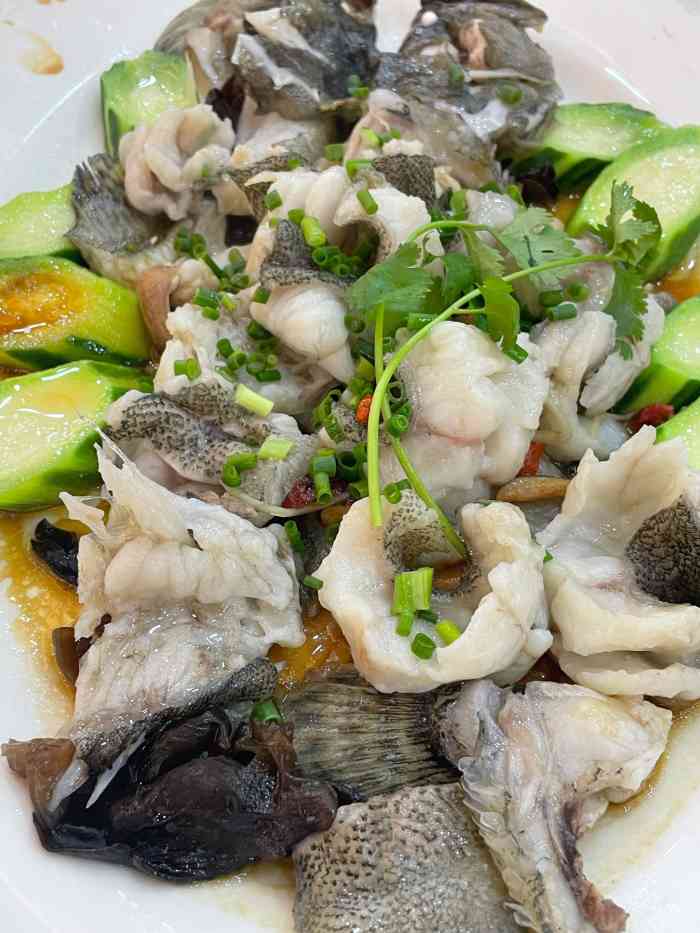 御水湾酒楼-"非常差,连写菜的服务员都没有.环境很一般.