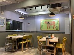 大堂-老王全牛宴·鲜牛肉牛杂火锅(总店)