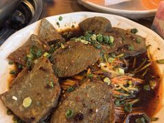 -三文彩虹鳟鱼庄