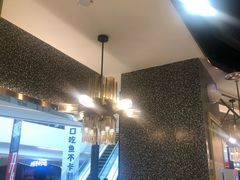 -洪氏嗨捞·猪肚鸡火锅(阳光天地店)